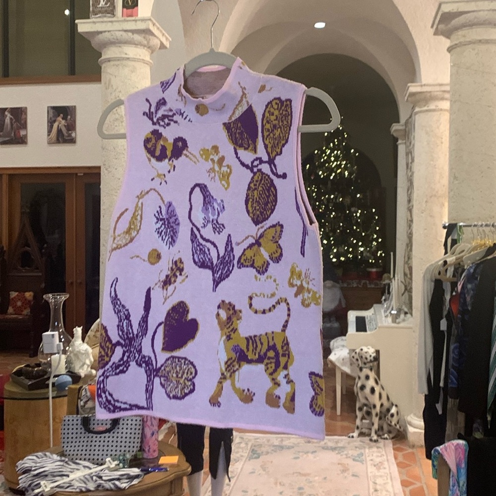 Fate Sweater Sleeveless